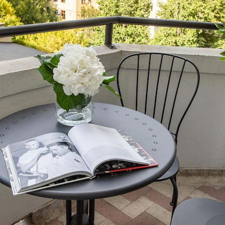 Little Paris By Urbanesq Apartment บูคาเรสต์ ภายนอก รูปภาพ