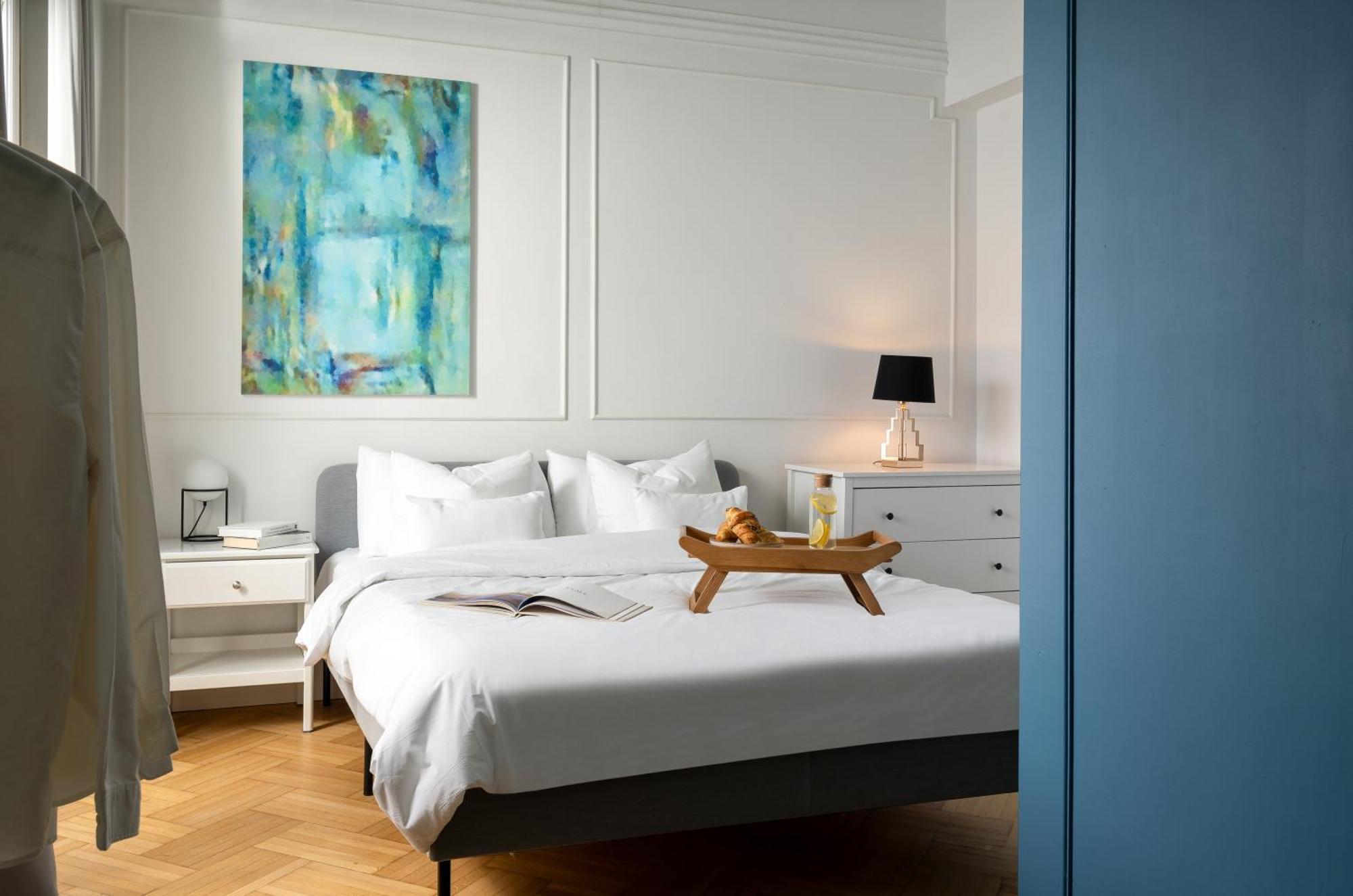 Little Paris By Urbanesq Apartment บูคาเรสต์ ภายนอก รูปภาพ